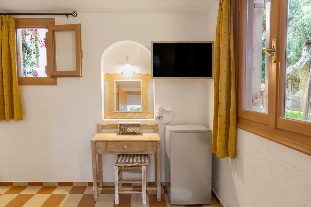 White Sand Villa. Spacious Villa With Prive Pool. Agia Pelagia  Bagian luar foto