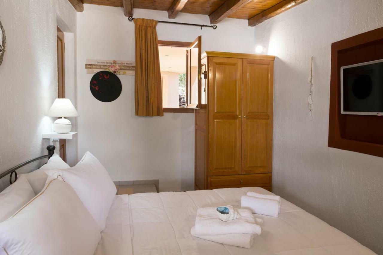 White Sand Villa. Spacious Villa With Prive Pool. Agia Pelagia  Bagian luar foto