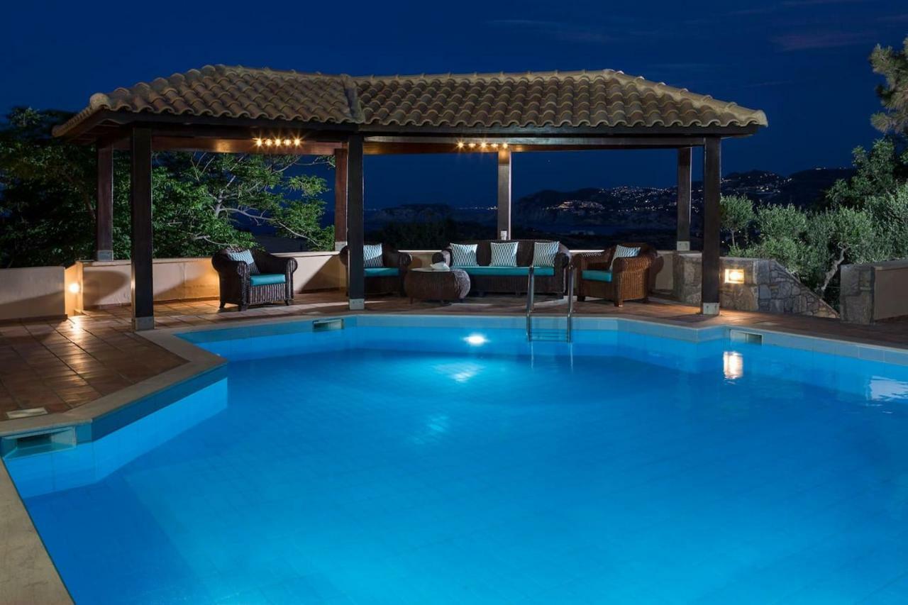 White Sand Villa. Spacious Villa With Prive Pool. Agia Pelagia  Bagian luar foto