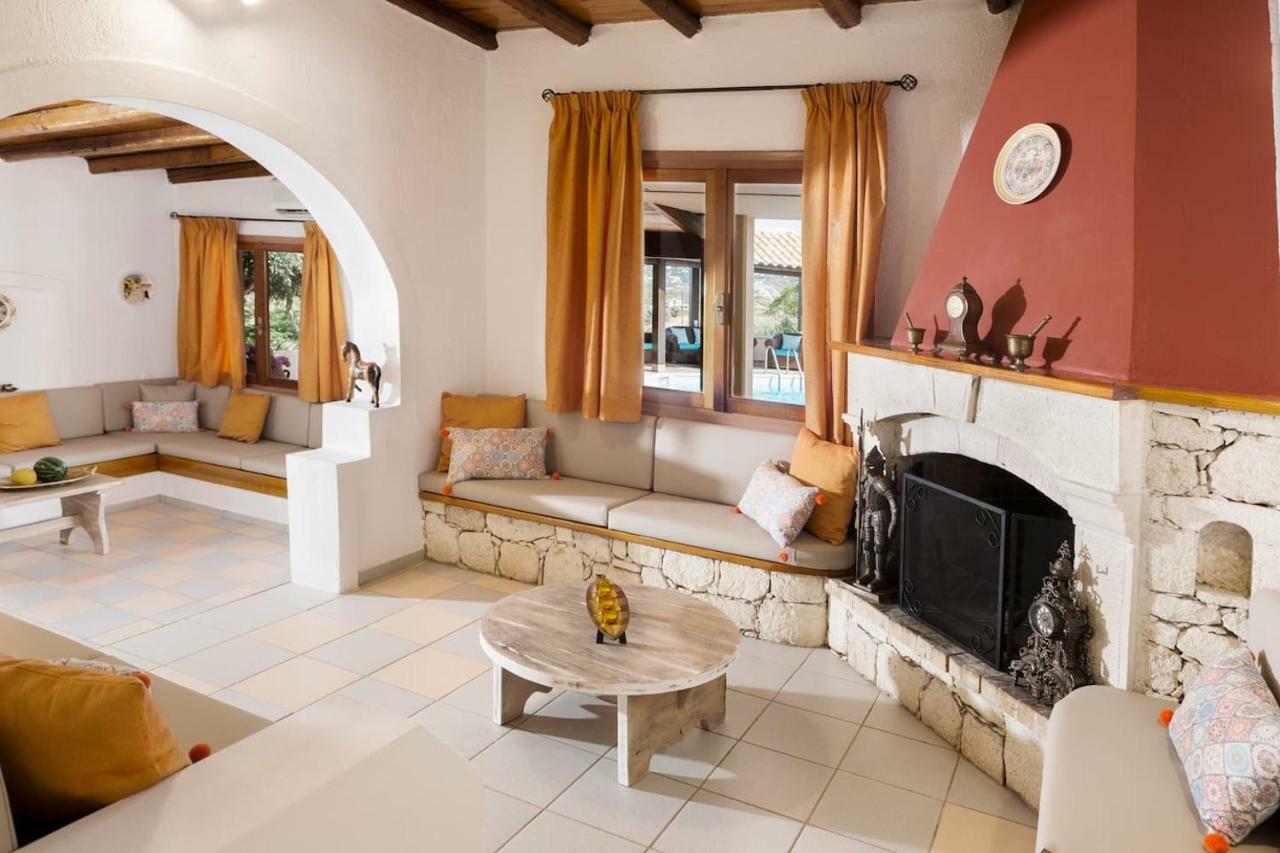 White Sand Villa. Spacious Villa With Prive Pool. Agia Pelagia  Bagian luar foto