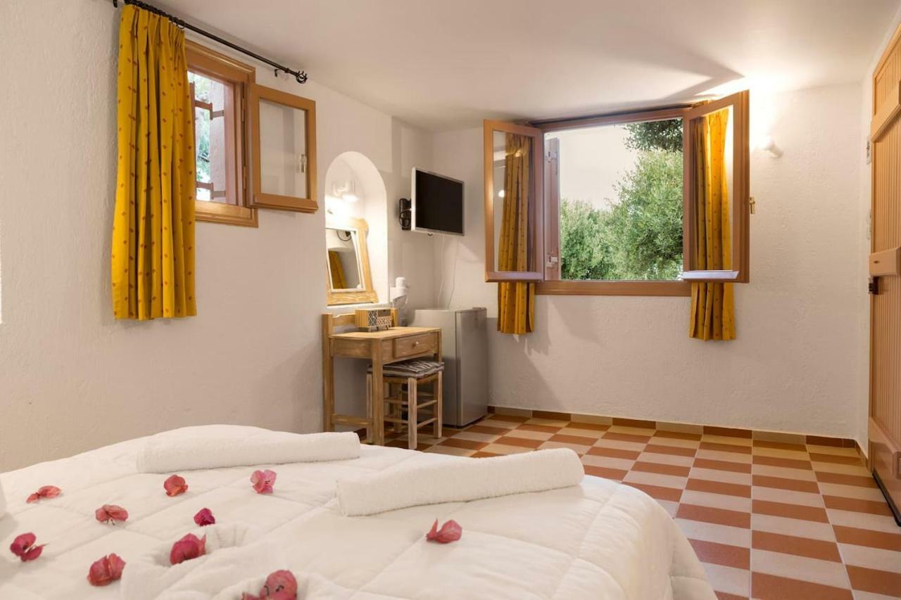 White Sand Villa. Spacious Villa With Prive Pool. Agia Pelagia  Bagian luar foto